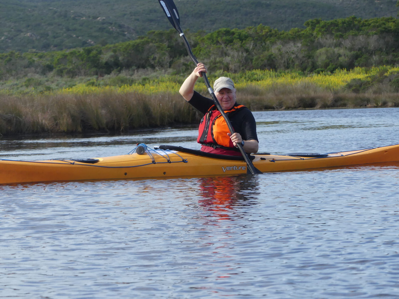 hanging draw in a p&h seakayak . Deplacement lateral dynamique en kayak de mer